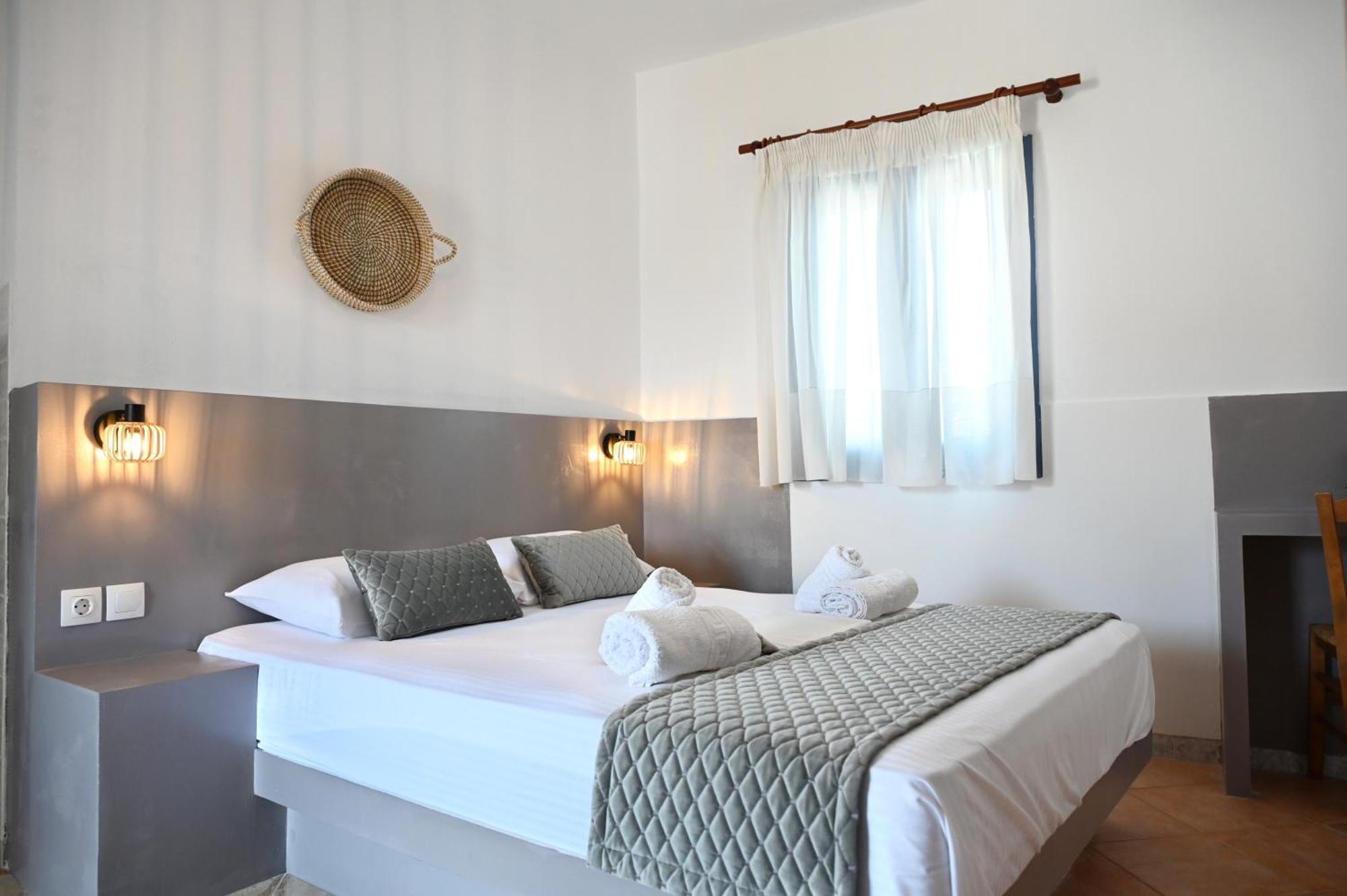 Oneiro Rooms Kythnos Kanala Dış mekan fotoğraf